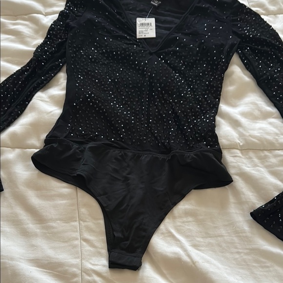 Black sheer sparkly Long Sleeve Bodysuit by Windsor size medium NWT - Picture 4 of 8